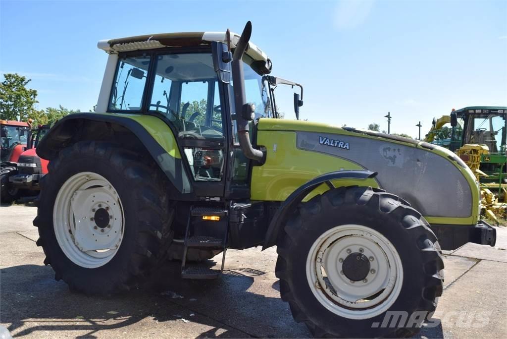 Valtra T120 Tractoare