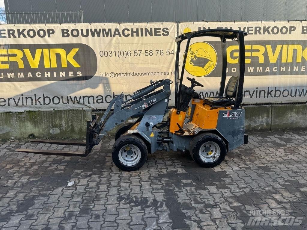GiANT D 204 SW Mini incarcatoare