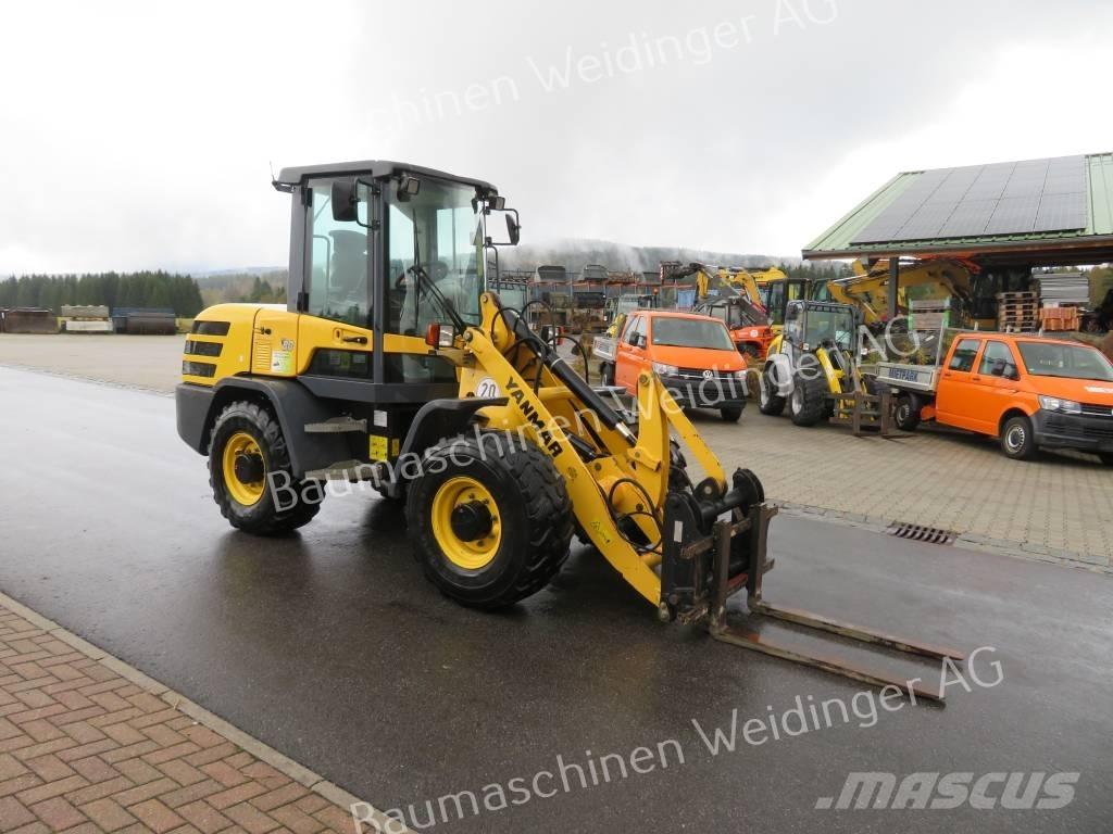 Yanmar V 80 Incarcator pe pneuri