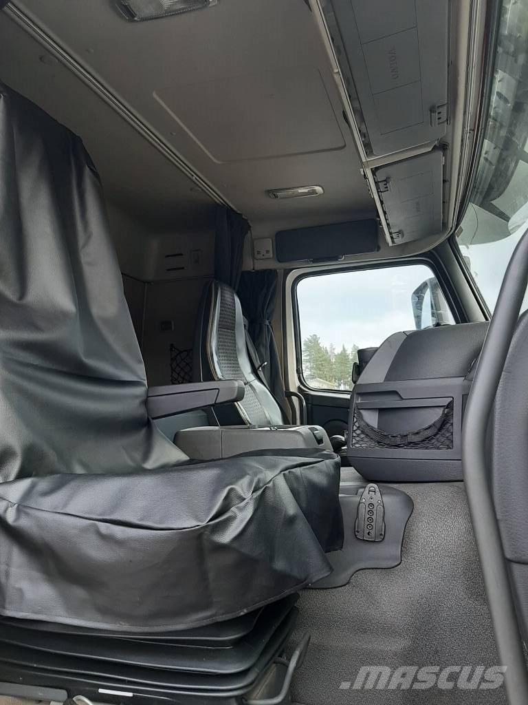 Volvo FM 11 Camion cadru container