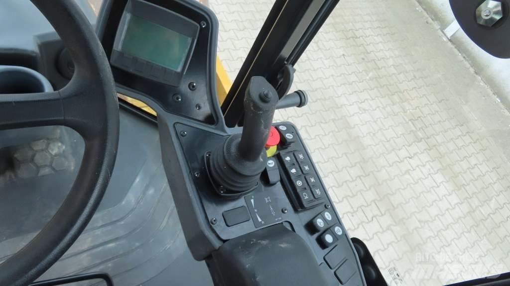CAT CS13 Compactoare monocilindrice