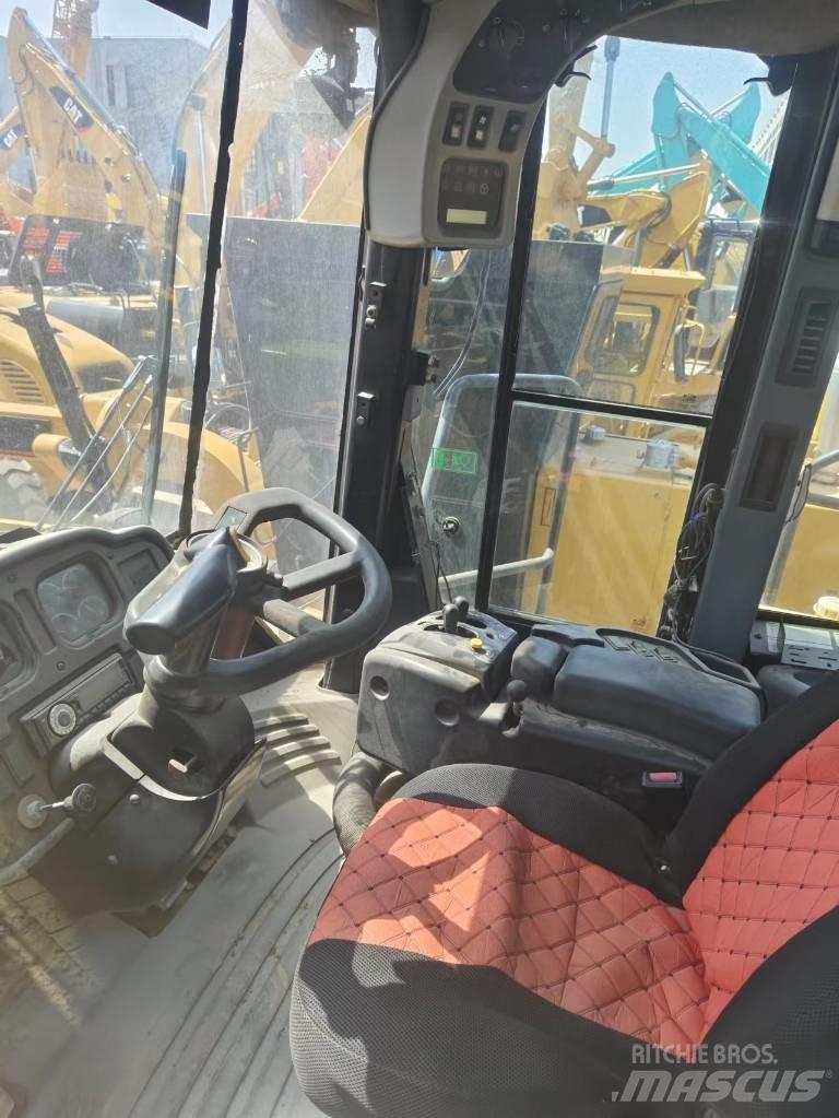 CAT 980 G Incarcator pe pneuri