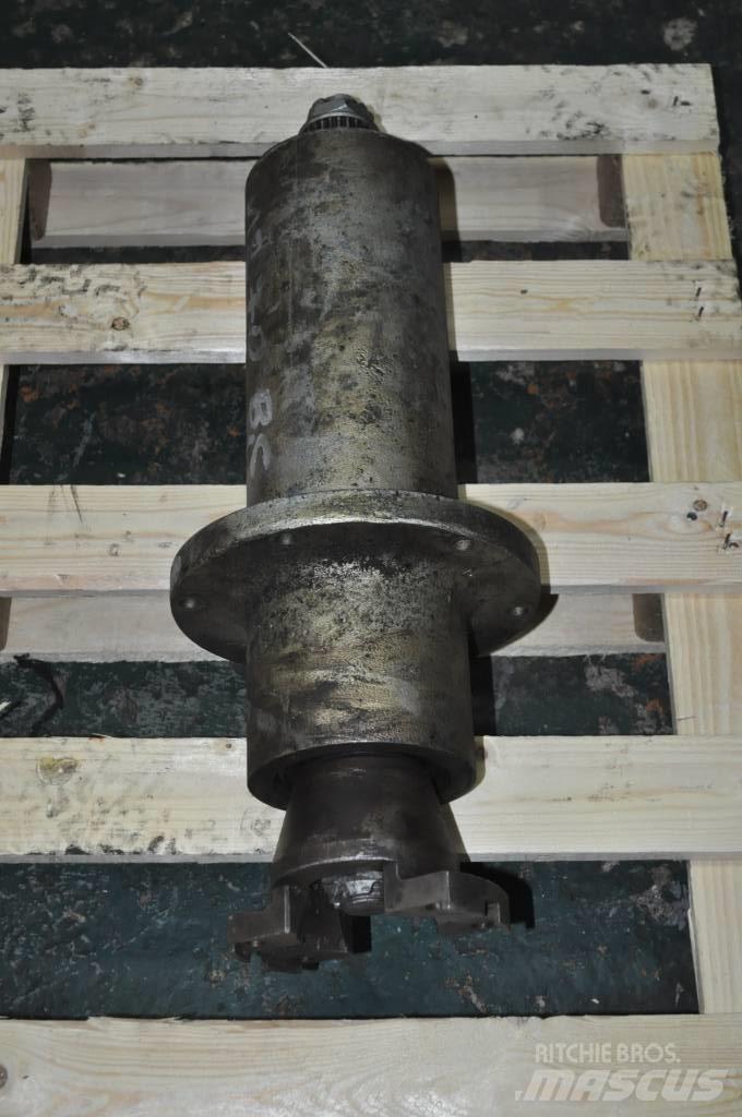 Timberjack 1270C Sasiuri si suspensii