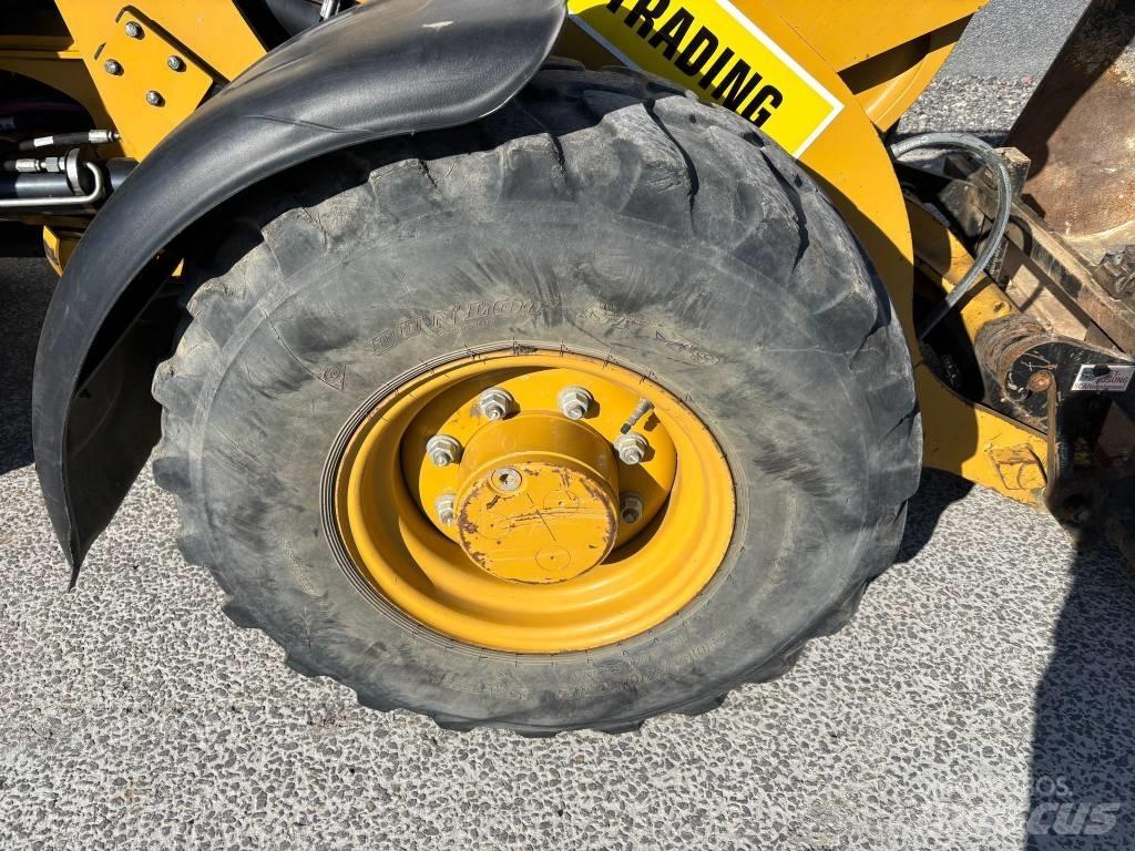CAT 906 M Incarcator pe pneuri