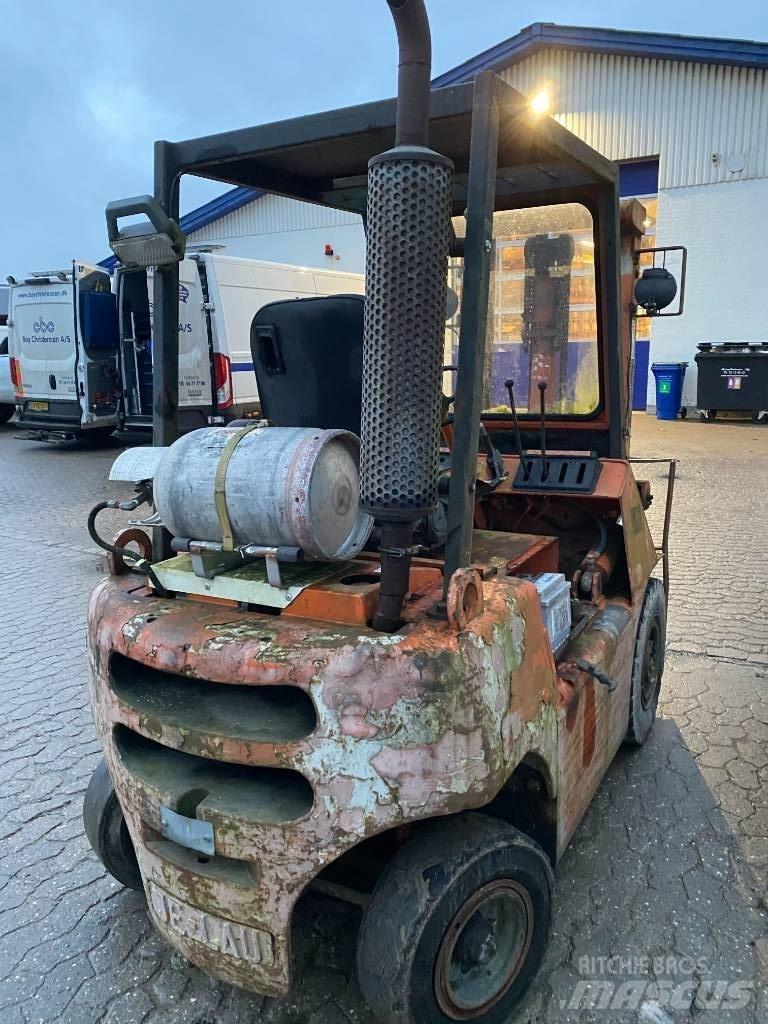 Jelau truck Strivuitoare-altele