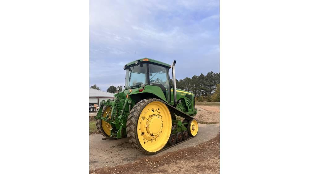 John Deere 8320 T Tractoare