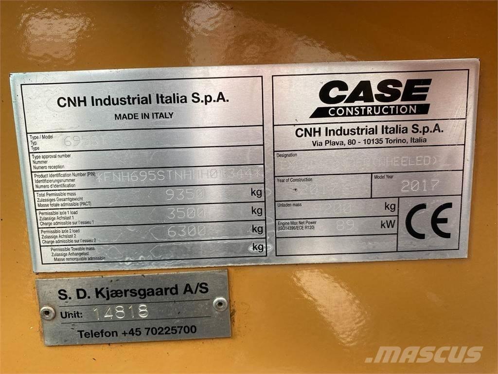 CASE 695 ST Buldoexcavatoare