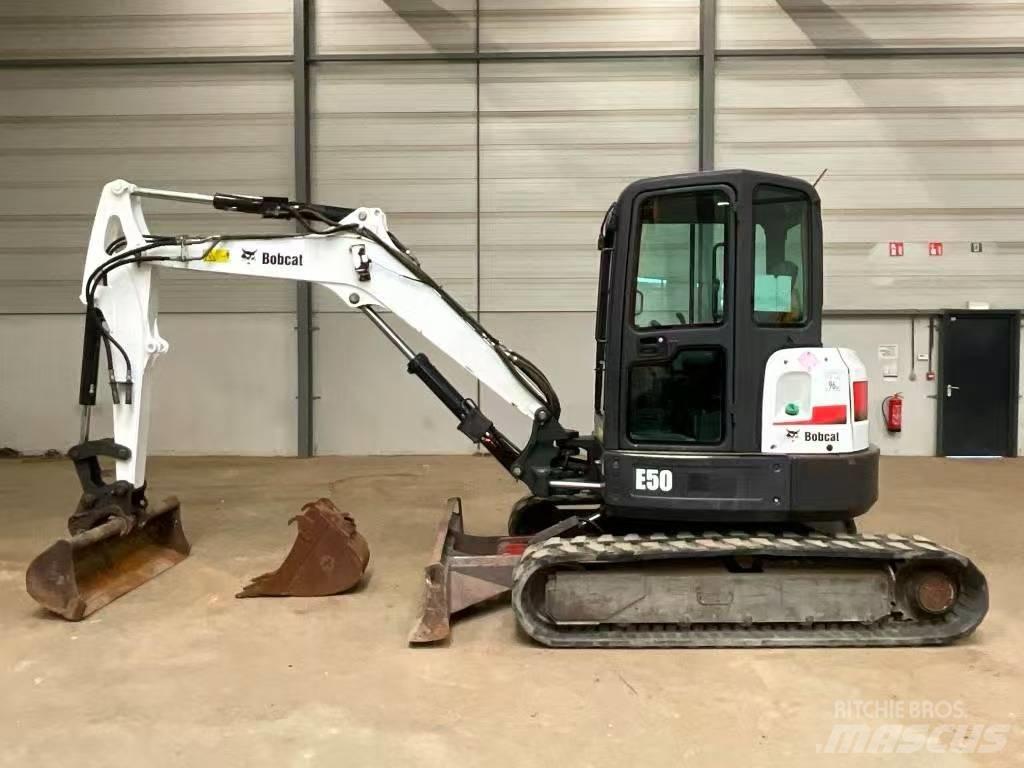 Bobcat E 50 Mini excavatoare < 7t