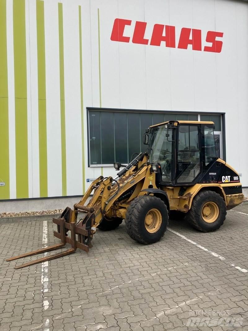 CAT 906 Incarcator pe pneuri