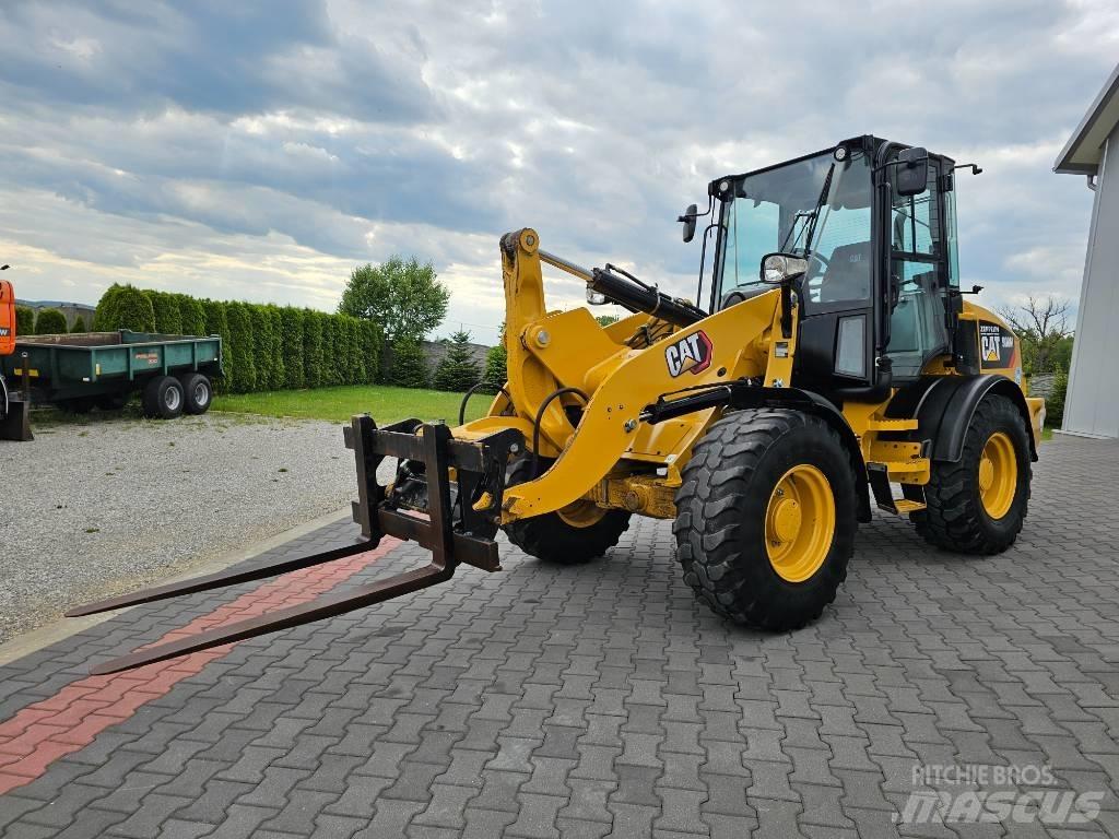 CAT 908 M Incarcator pe pneuri