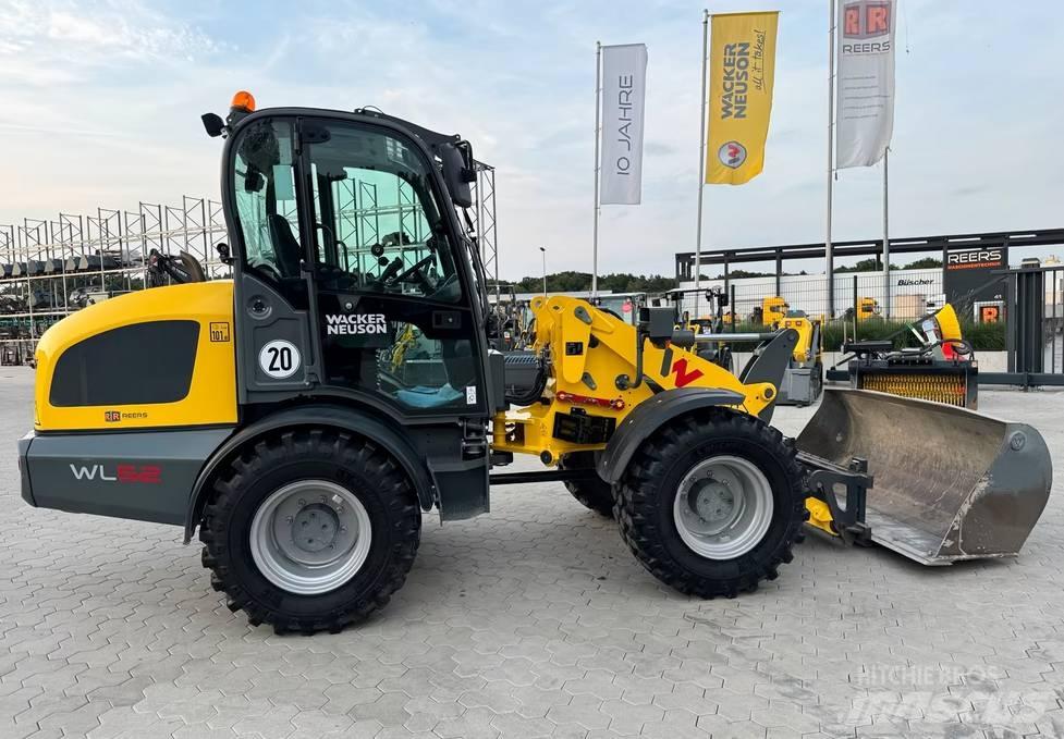 Wacker Neuson WL 52 Incarcator pe pneuri