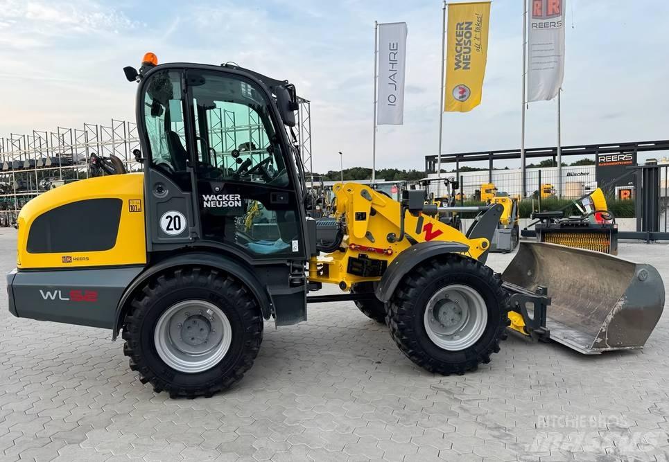 Wacker Neuson WL 52 Incarcator pe pneuri