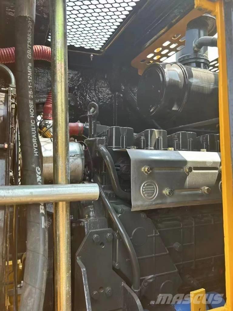 LiuGong 856 Incarcator pe pneuri
