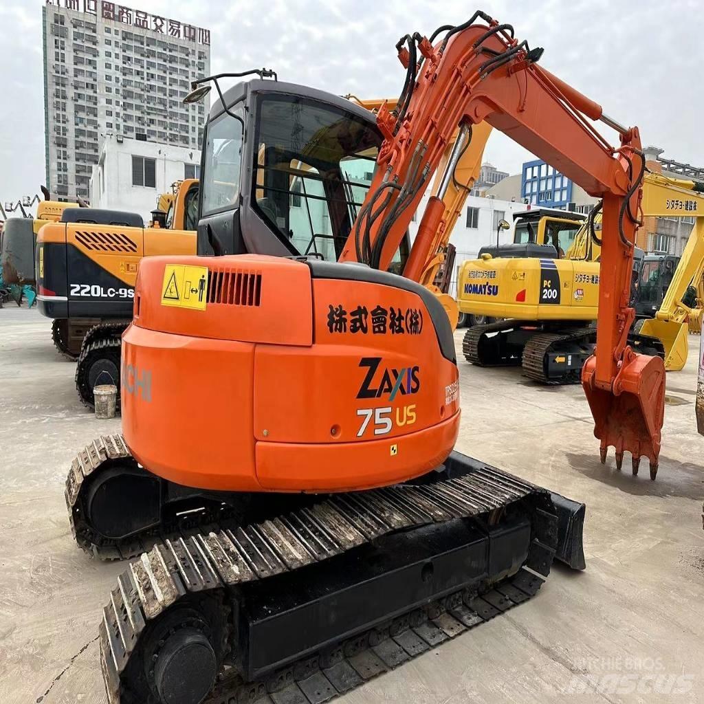Hitachi ZX 75 Excavatoare pe șenile
