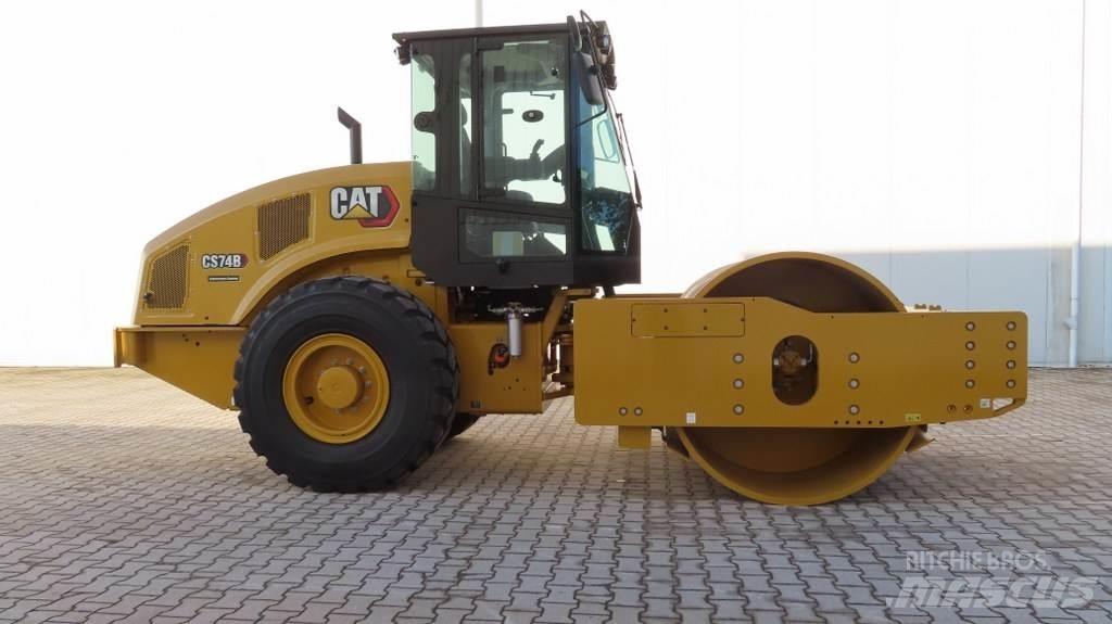 CAT CS74B Compactoare monocilindrice