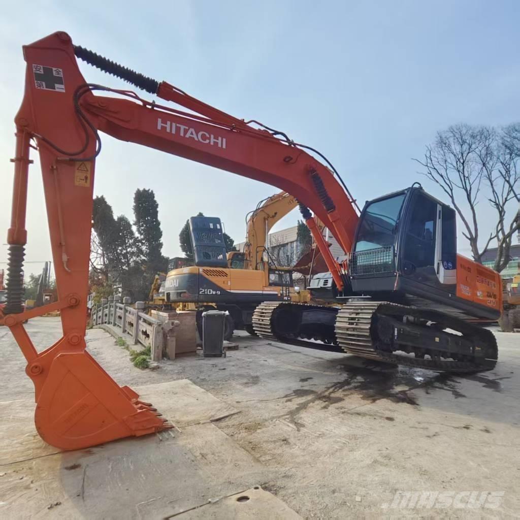 Hitachi ZX 210 Excavatoare pe șenile
