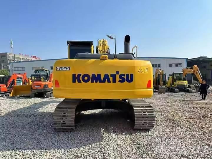 Komatsu PC 220 Excavatoare pe șenile
