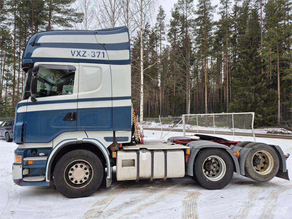 Scania R560 6x2 Autotractoare