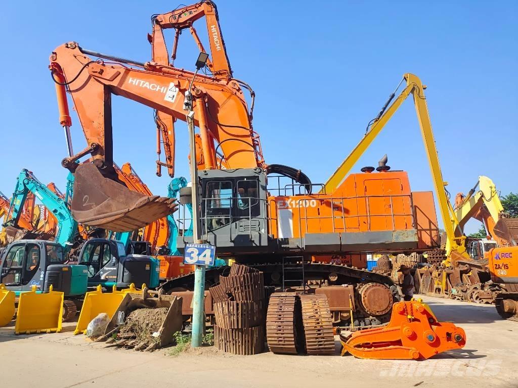 Hitachi EX 1200-6 Excavatoare pe șenile
