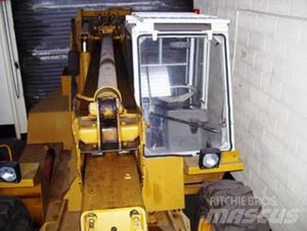 JCB 530B-4HL Masini de teren dificil