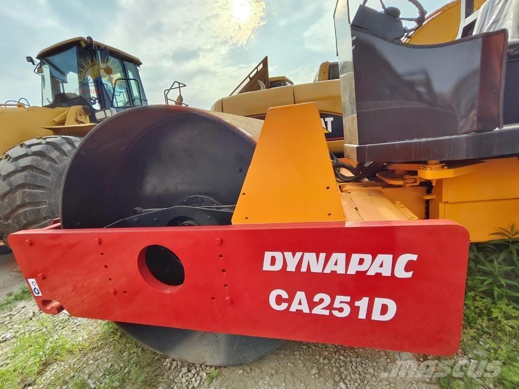 Dynapac CA 251 D Compactoare monocilindrice