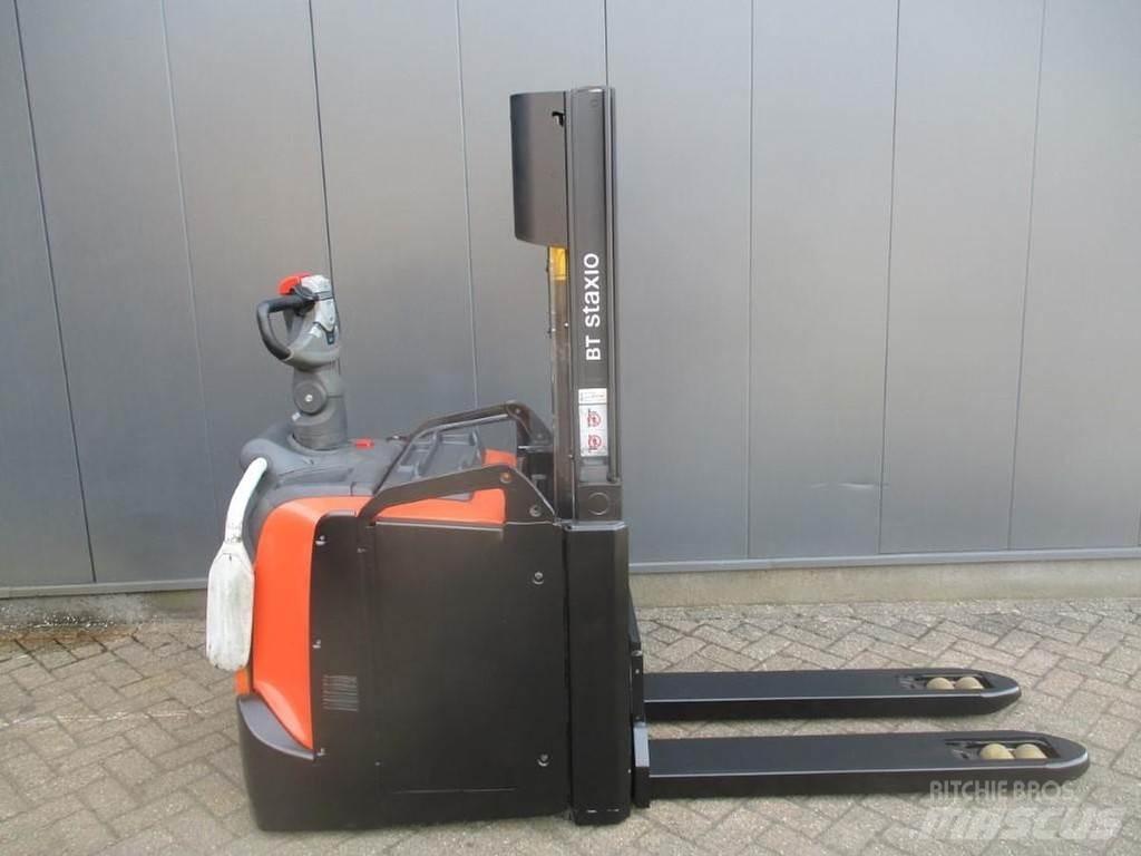 Toyota SPE 200D Transpaleta manuala