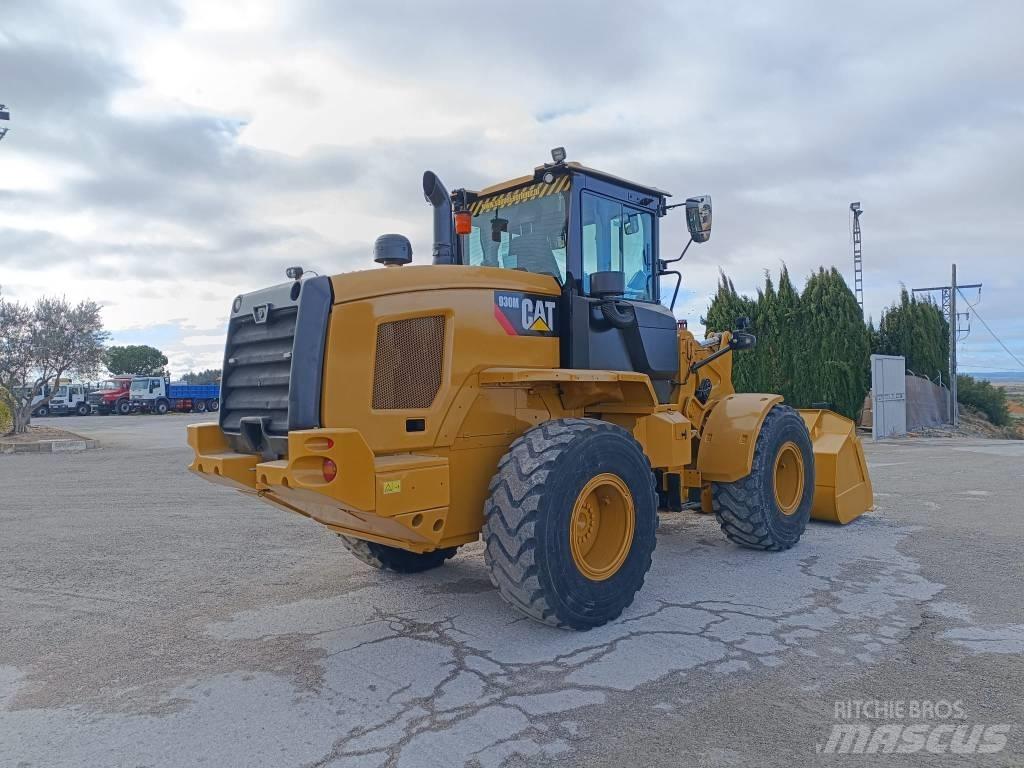 CAT 930M Incarcator pe pneuri