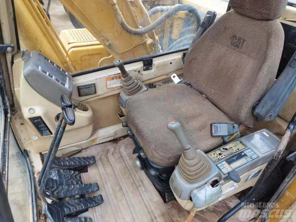 CAT 312 B Excavatoare pe șenile
