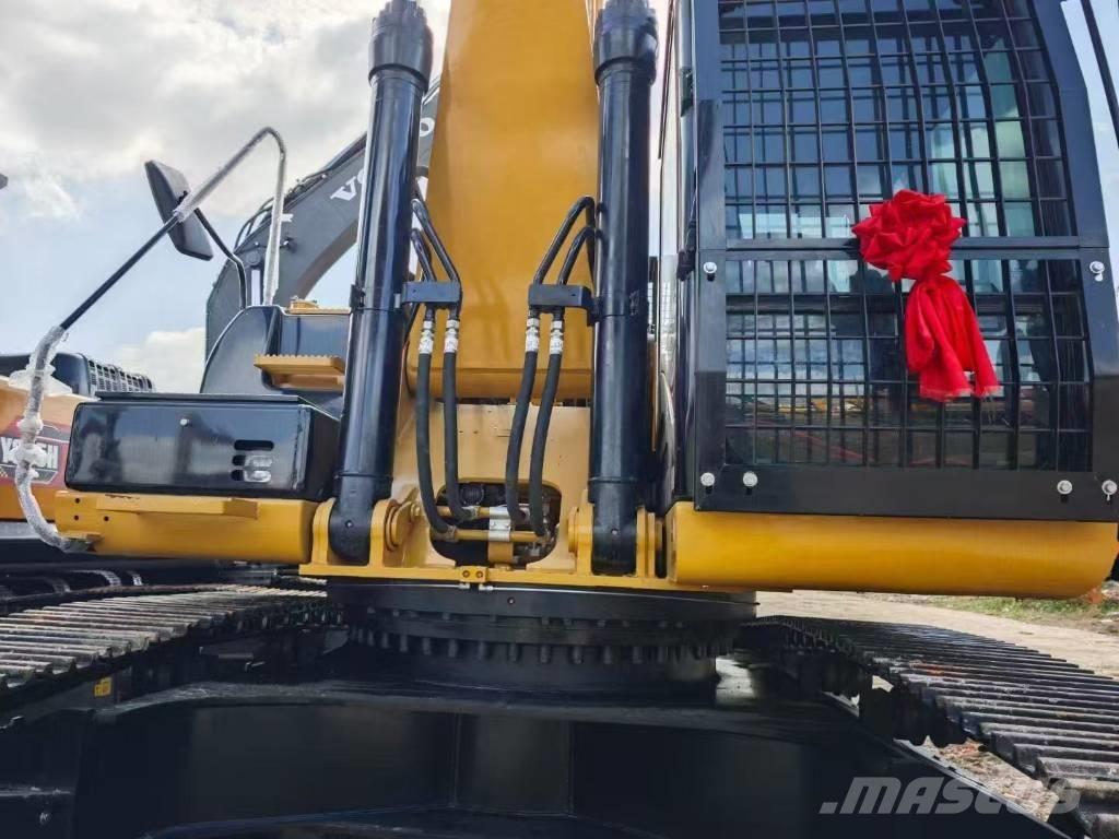 CAT 330 Excavatoare pe șenile

