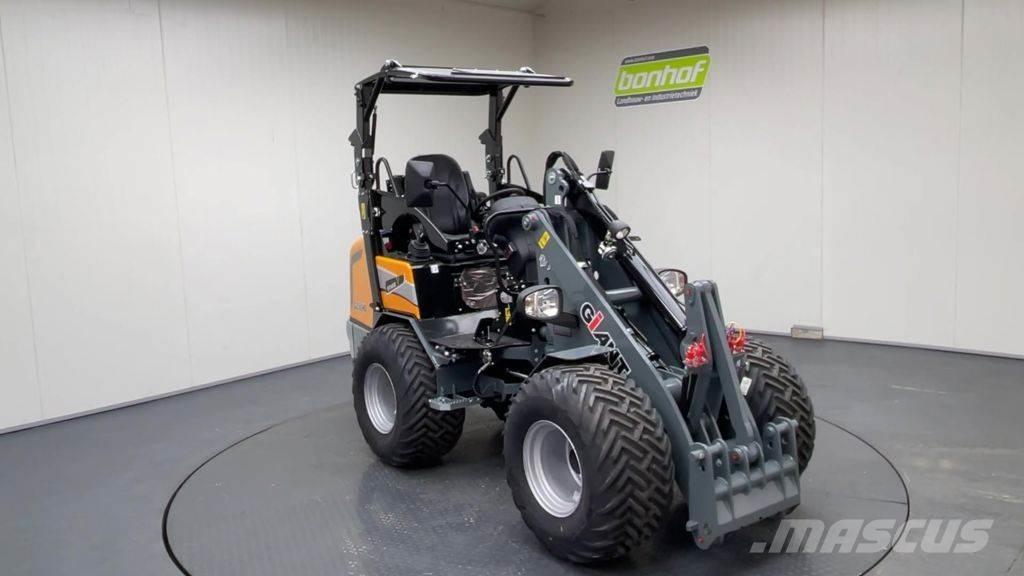 GiANT G2500 HD Incarcator pe pneuri