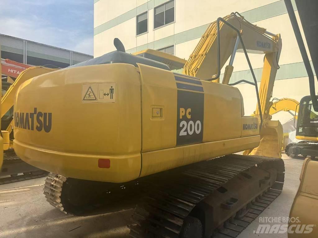 Komatsu PC 200 LC-7 Excavatoare pe șenile
