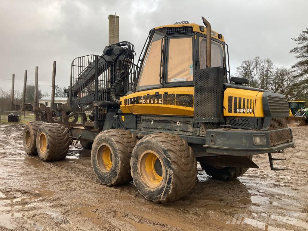 Ponsse Buffalo Transportoare