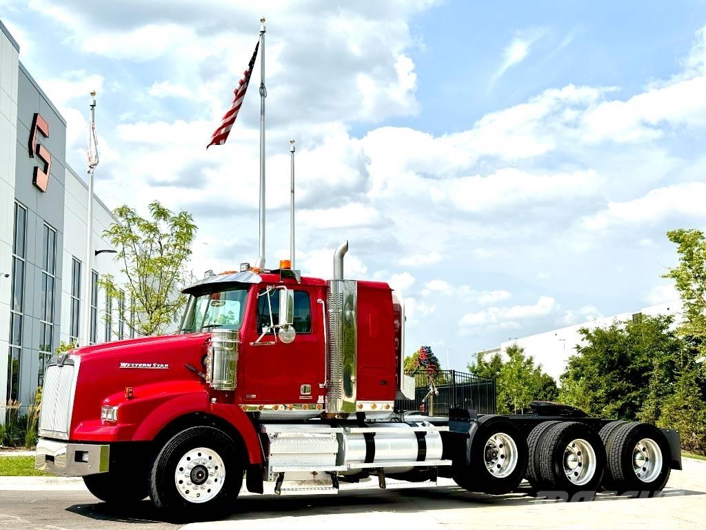 Western Star 4900 SB Autotractoare