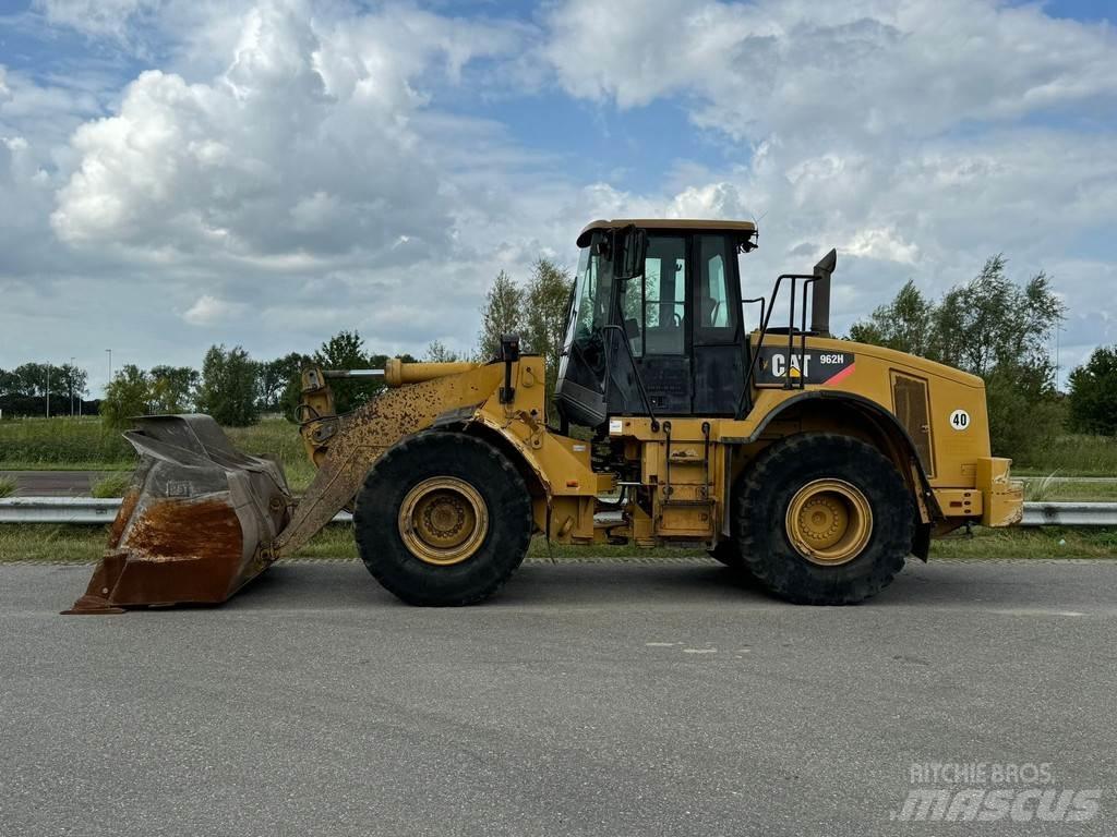 CAT 962H Incarcator pe pneuri