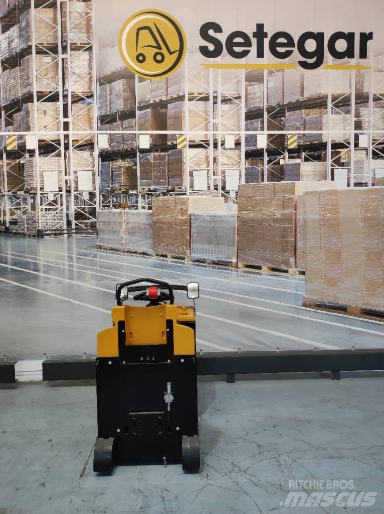 Yale MO050T Camioane de tractiune