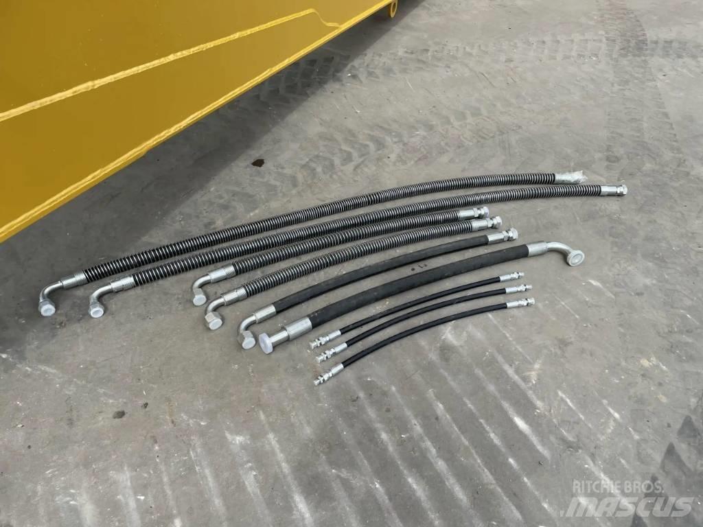 CAT 323 NG 15m Set Excavator