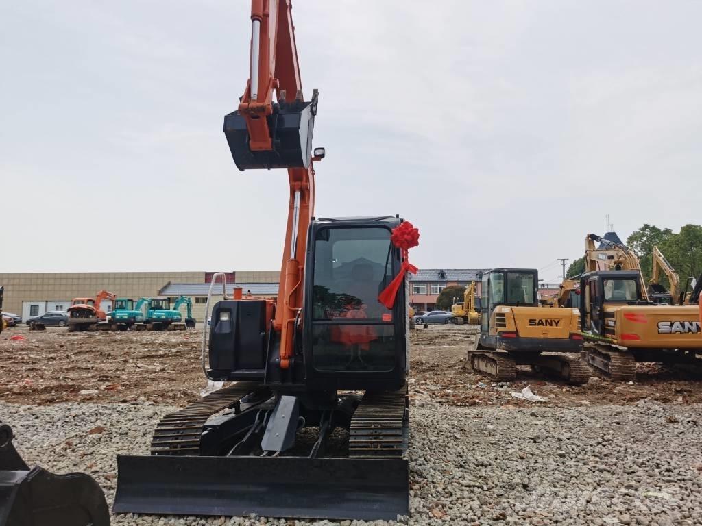 Hitachi ZX 70-5A Excavatoare pe șenile
