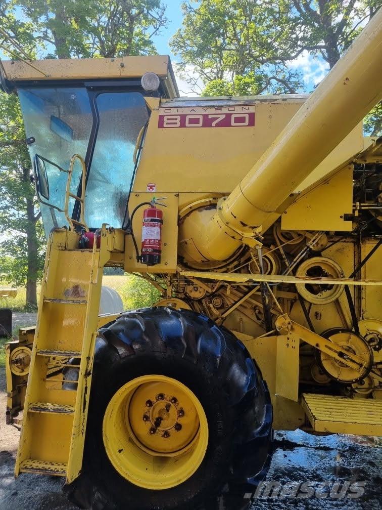 New Holland 8070, 20” Combine de secerat