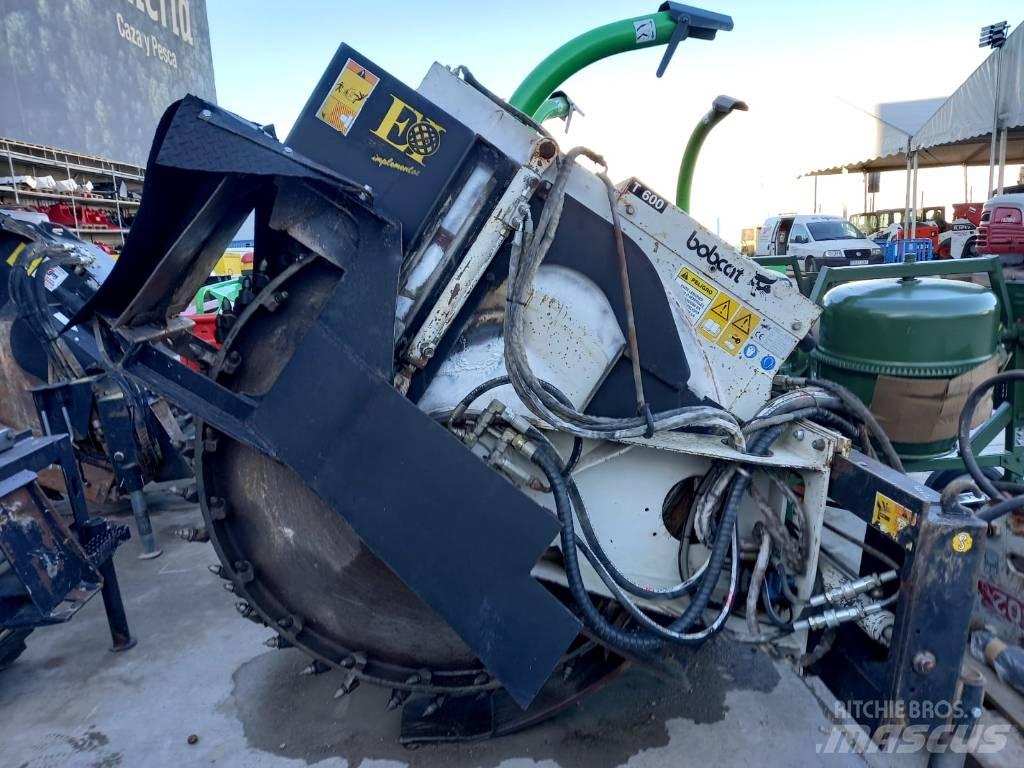 Simex T-600 Excavatoare de santuri