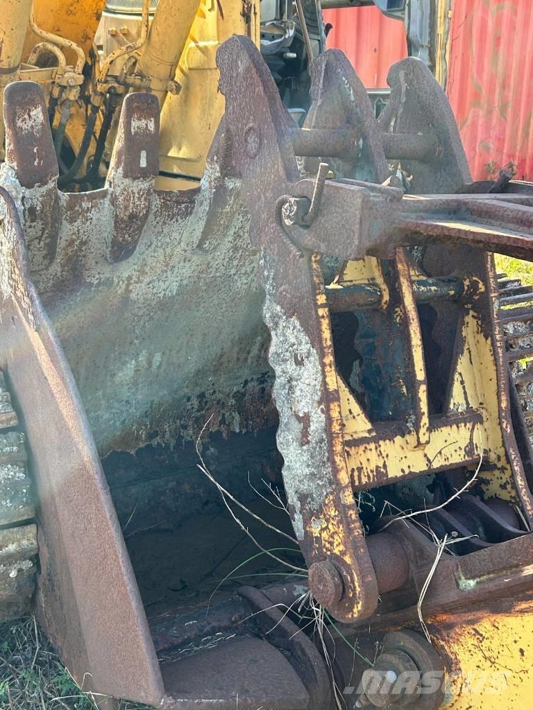 John Deere 120 Excavatoare pe șenile
