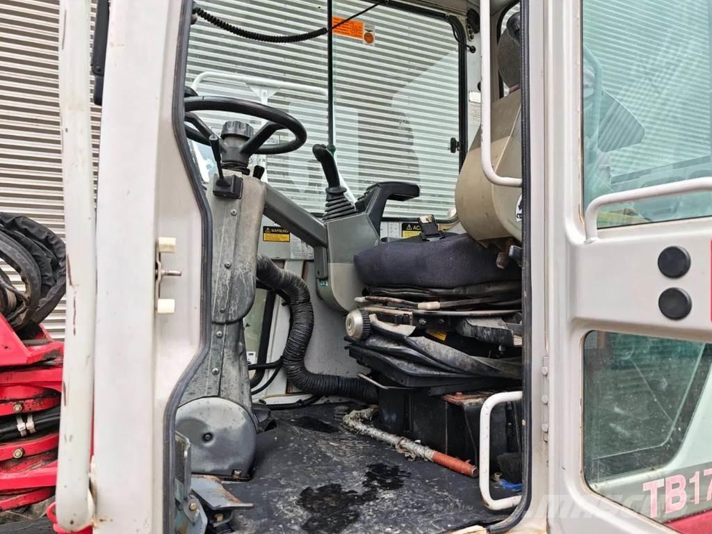 Takeuchi TB175W Excavatoare 7t - 12t