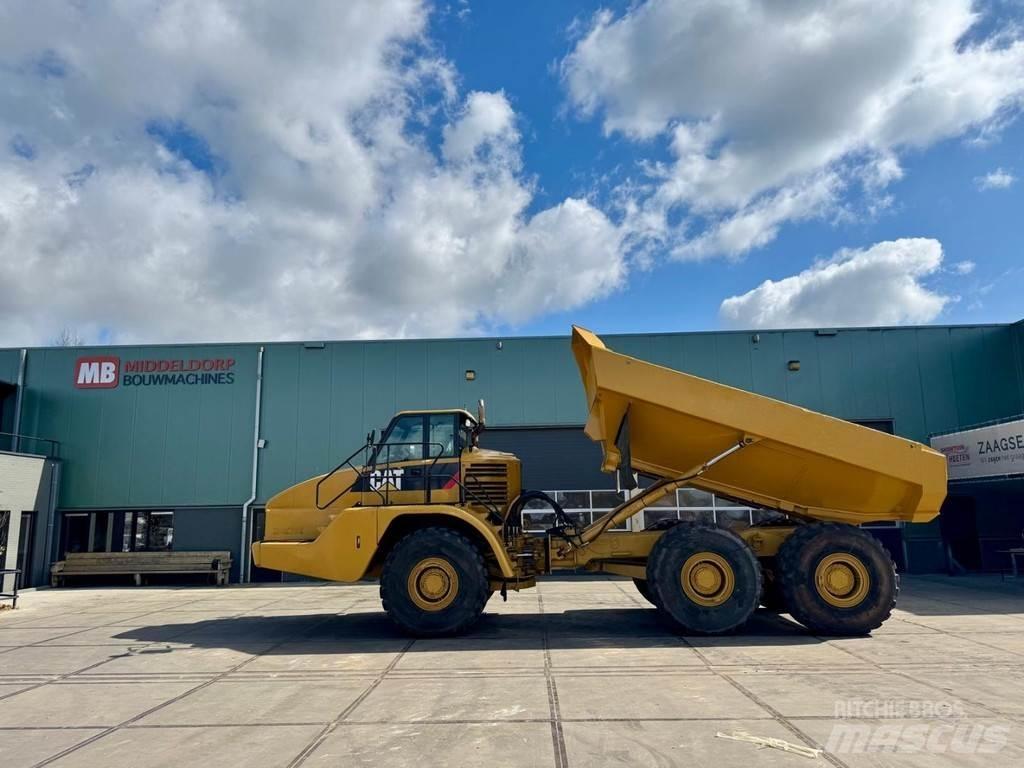 CAT 735 Minitractor de teren