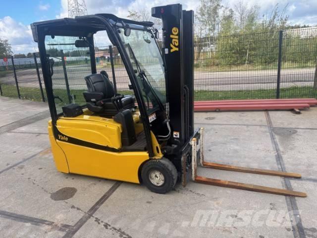 Yale ERP 16 VT Stivuitor electric