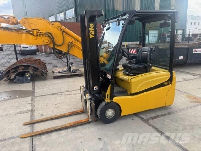 Yale ERP 16 VT Stivuitor electric