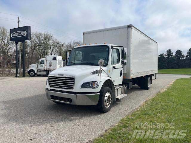 Freightliner M2106 Autocamioane