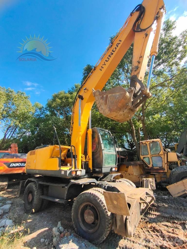 Hyundai R210W-7 Excavatoare cu roti