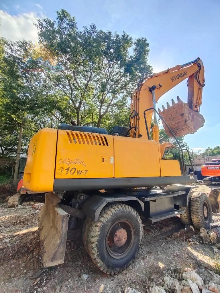 Hyundai R210W-7 Excavatoare cu roti