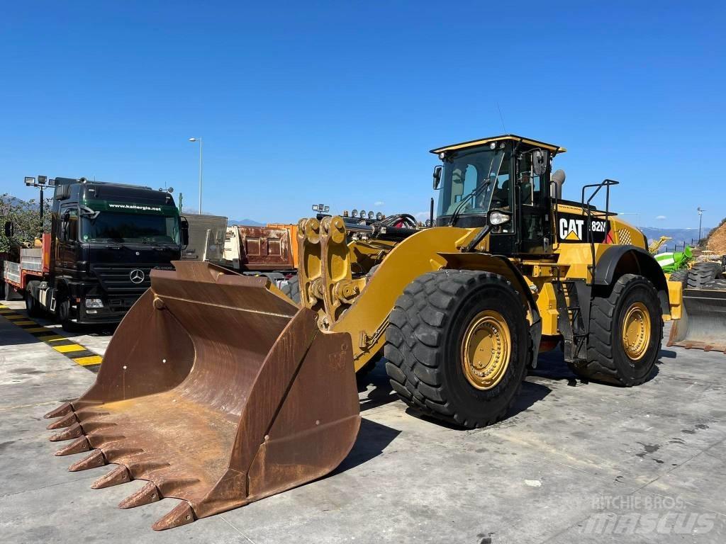 CAT 982 M Incarcator pe pneuri