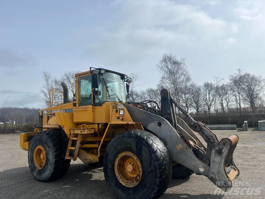 Volvo L 180 C Incarcator pe pneuri