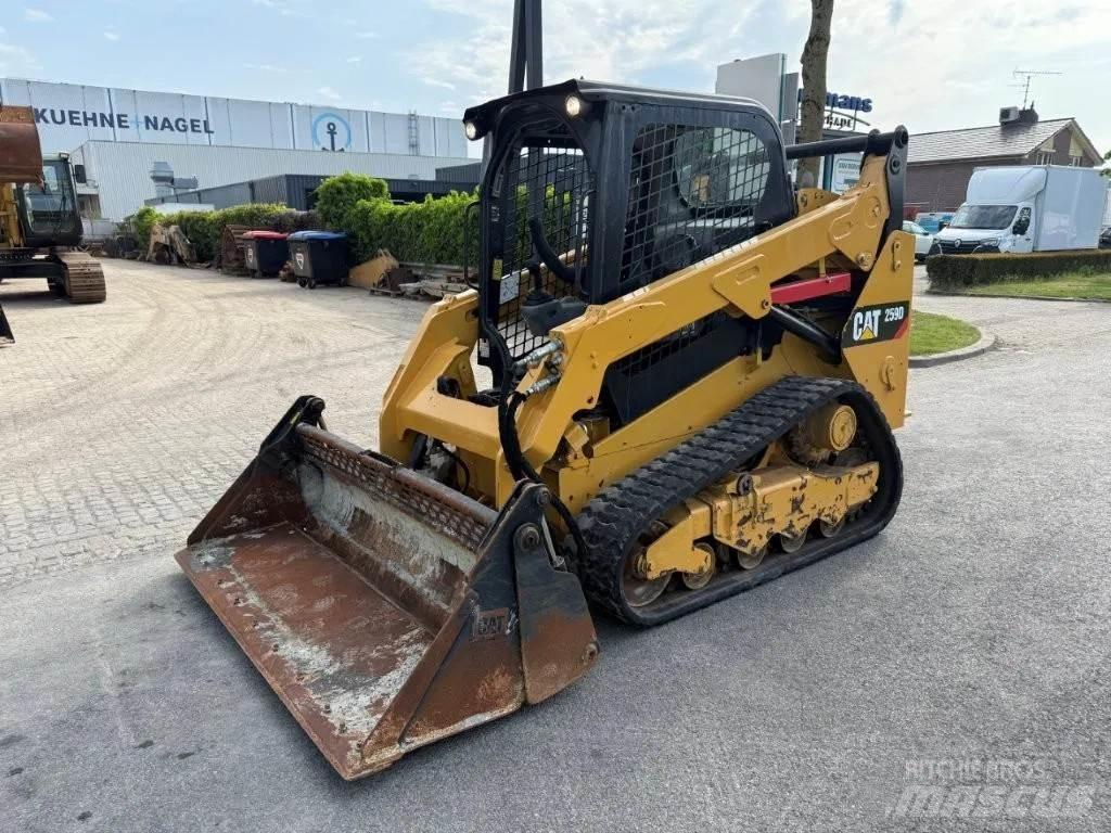 CAT 259D Mini incarcator